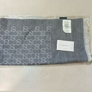 Gucci Metallic GG Scarf